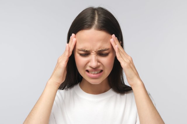 Diagnosing the Causes Behind Persistent Migraine Episodes