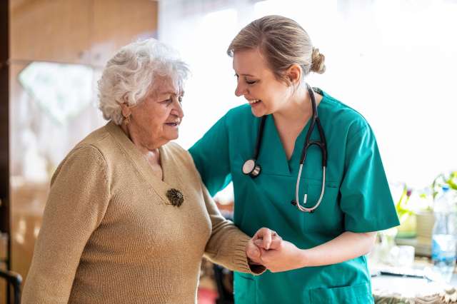 Effective Strategies for Setting Up a Daily Schedule for Dementia Patients